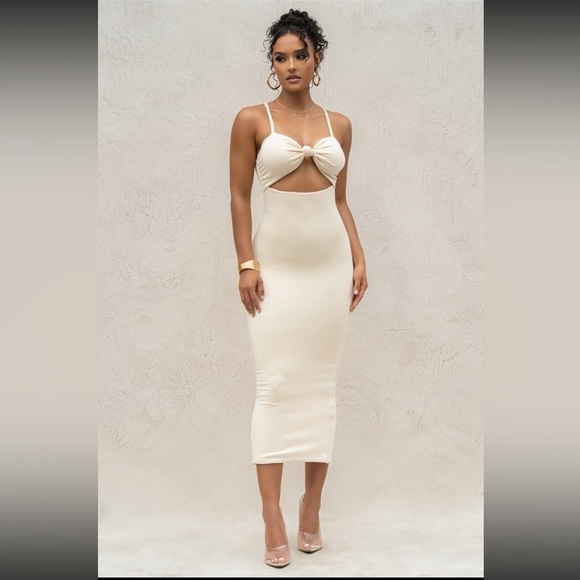 NEW Buttercream Midnight Memories Fitted Cut Out Midi Dress with Front Knot - Picture 1 of 8